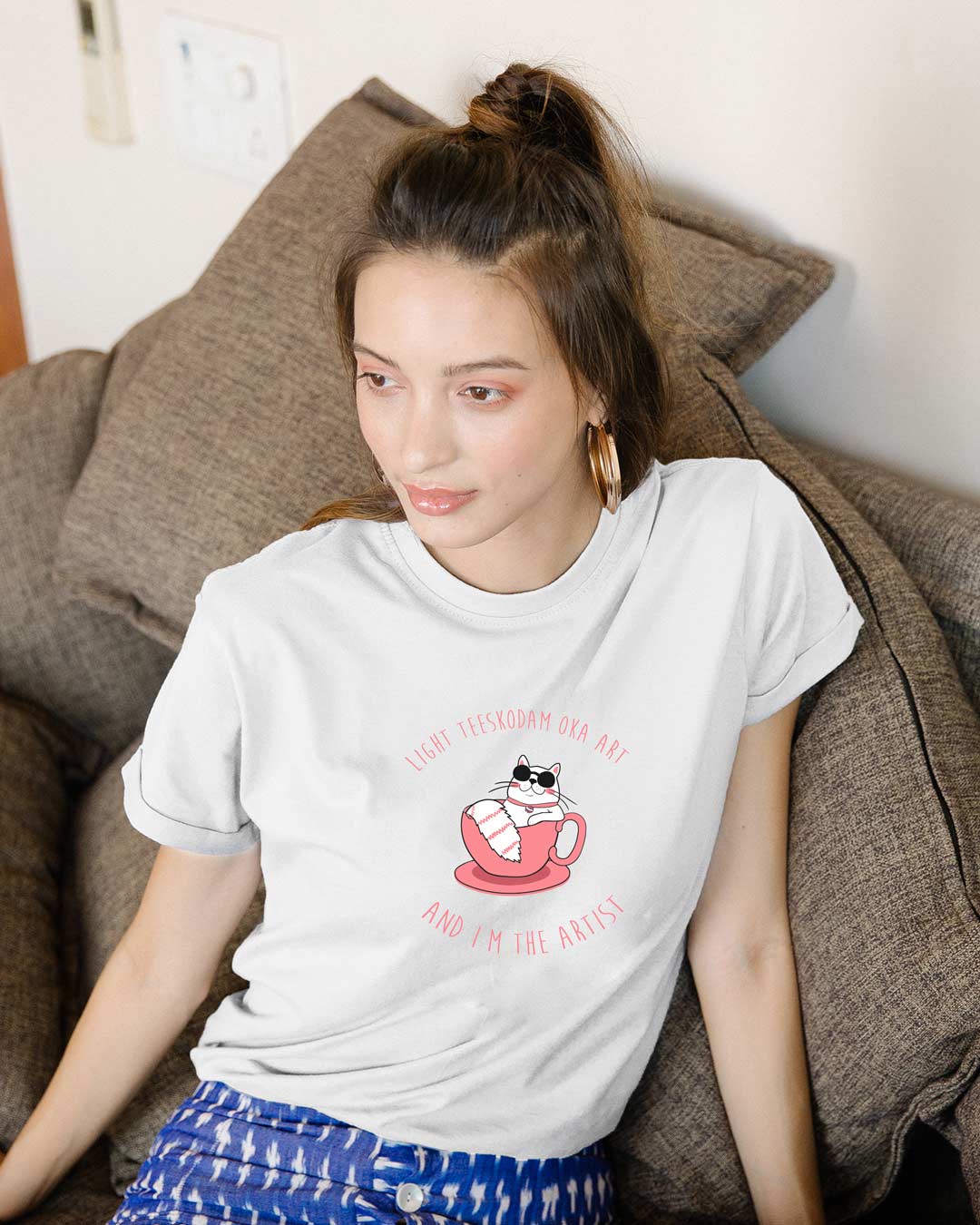 Lite Teeskodam Oka Art Boyfriend T-Shirt Women' Printed Boyfriend T-Shirts Bewakoof.com, White
Lite Teeskodam Oka Art Boyfriend T-Shirt Women' Printed Boyfriend T-Shirts Bewakoof.com, White