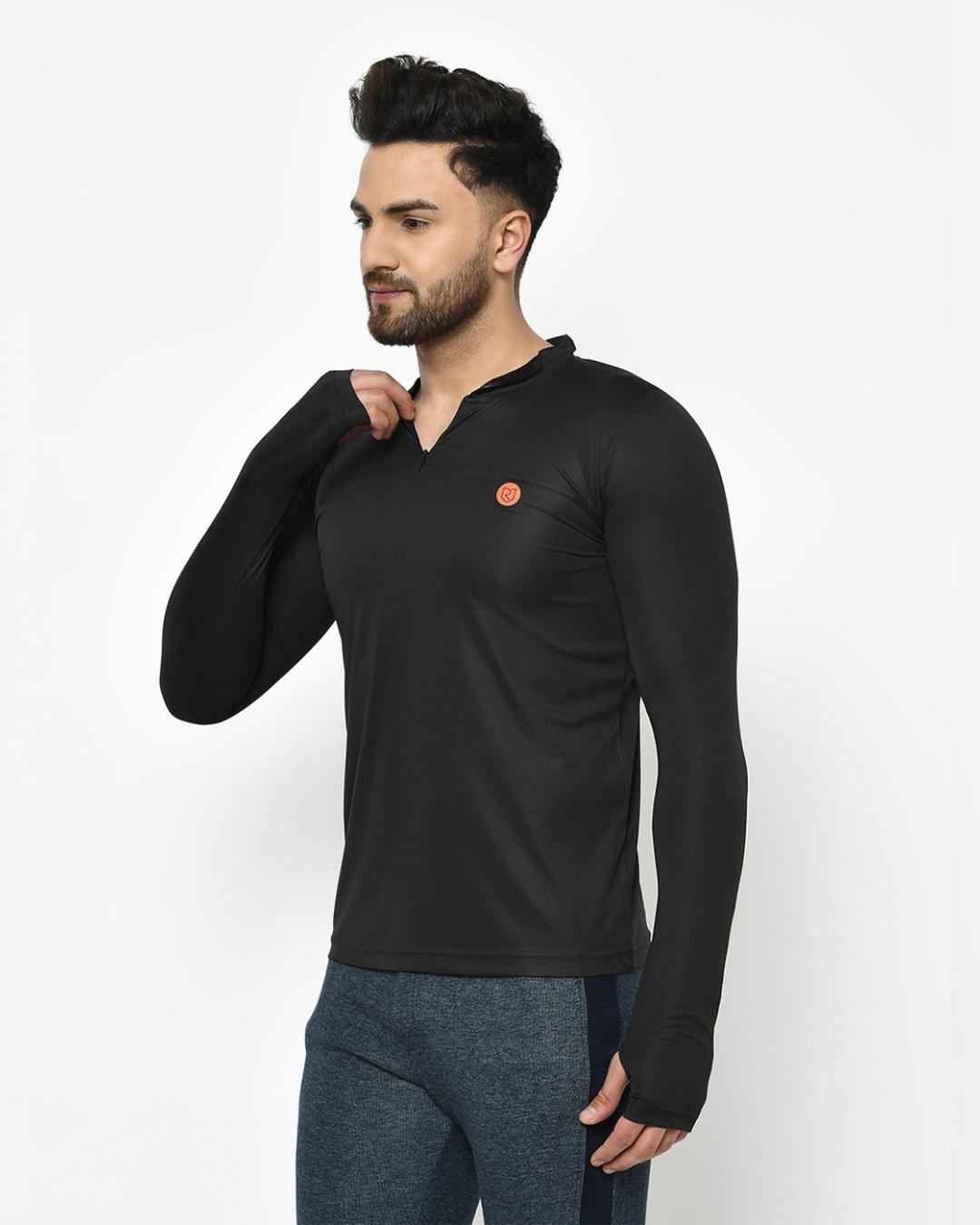 Buy Men S Black Slim Fit T Shirt Online At Bewakoof