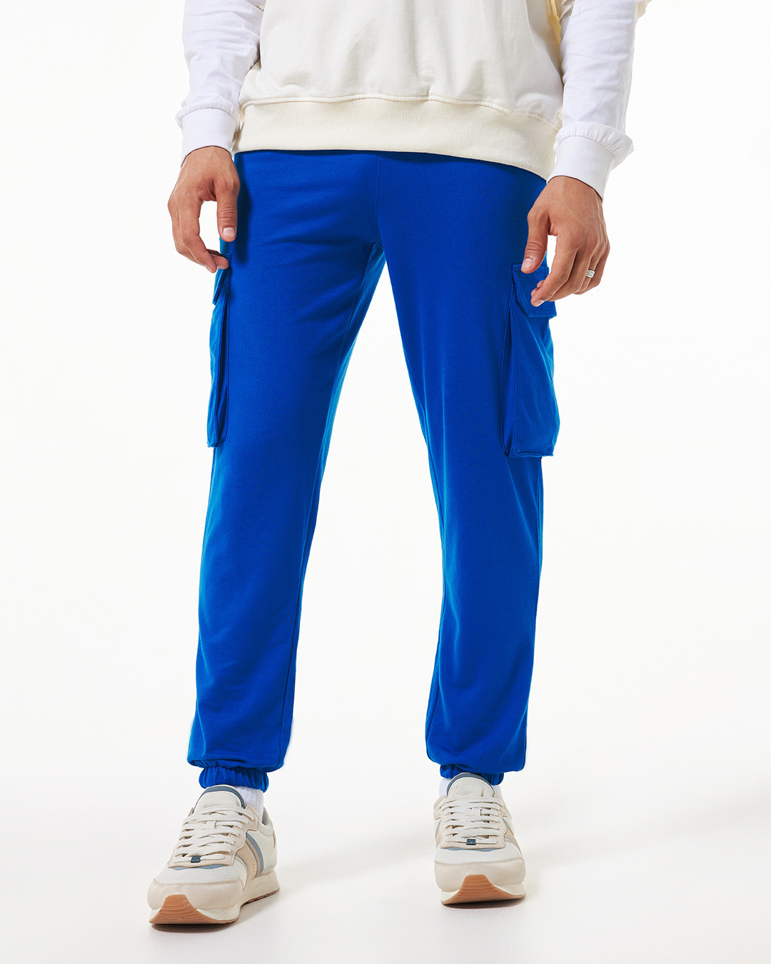 Buy Men S Blue Oversized Cargo Joggers Online At Bewakoof