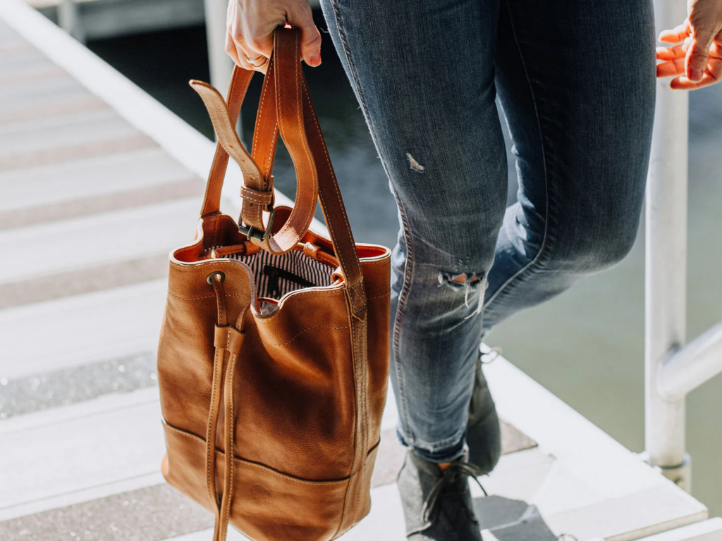 Bucket Bags - Handbag Trends