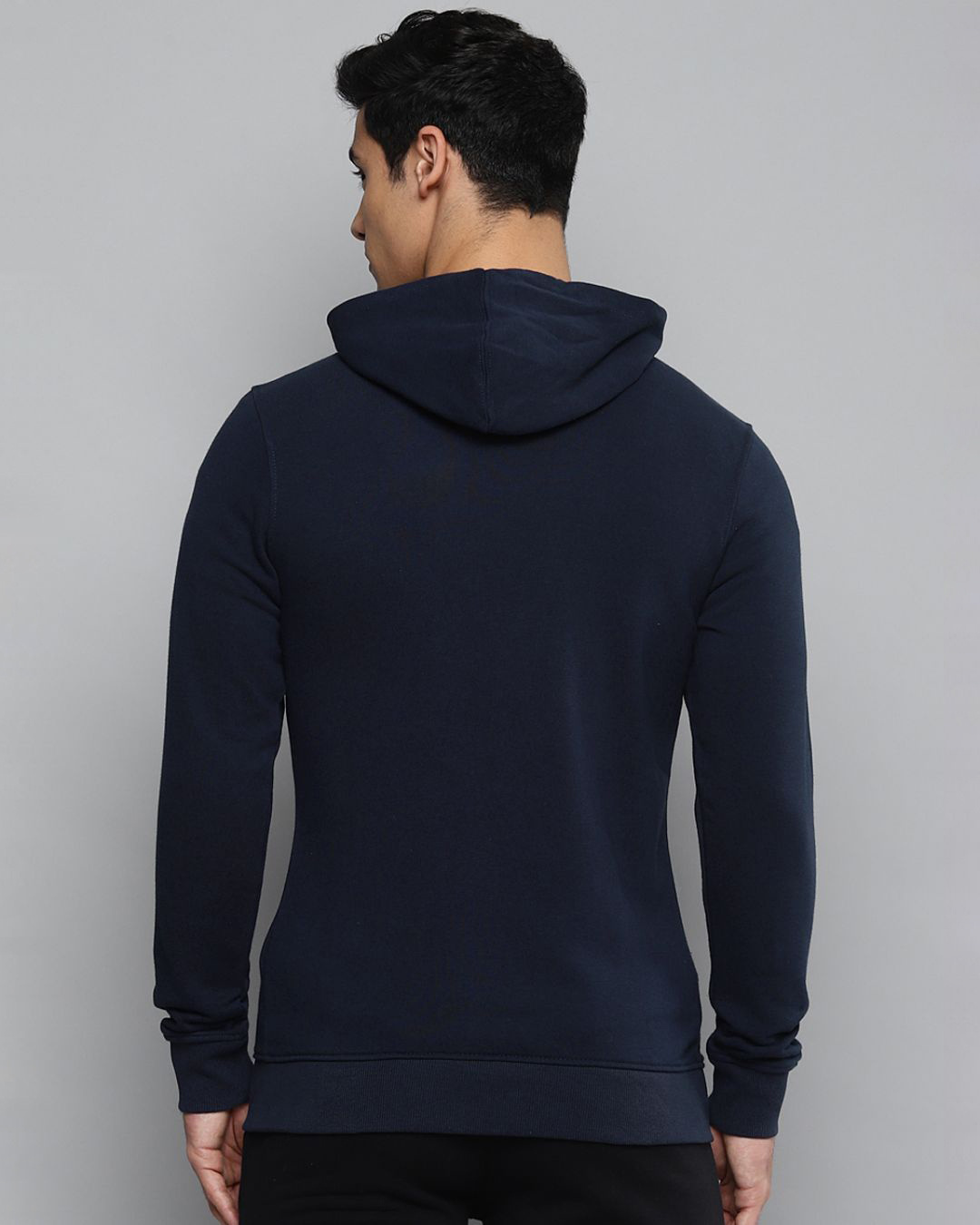 Shop Men Blue Slim Fit Sweatshirt-Back