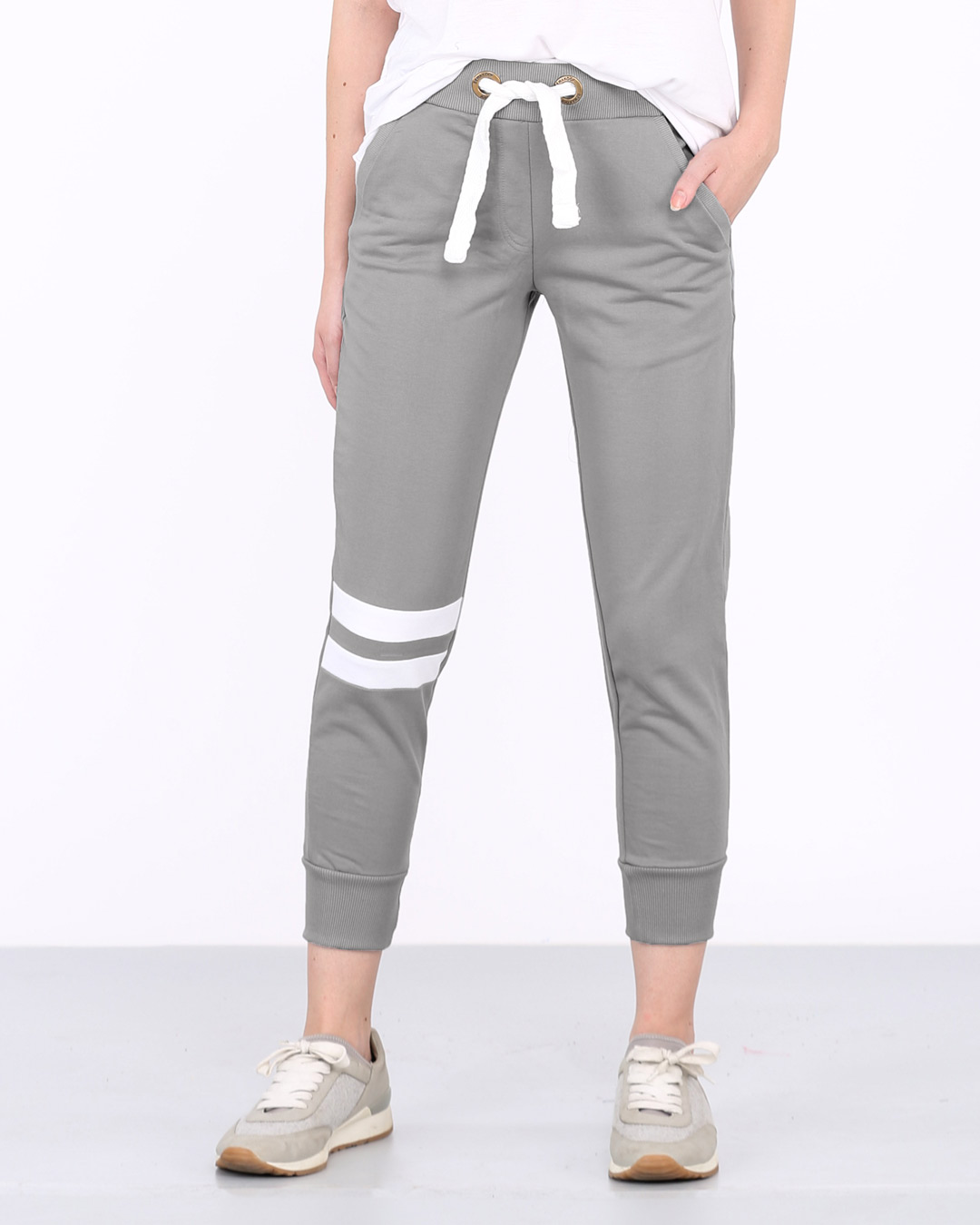 white plain joggers