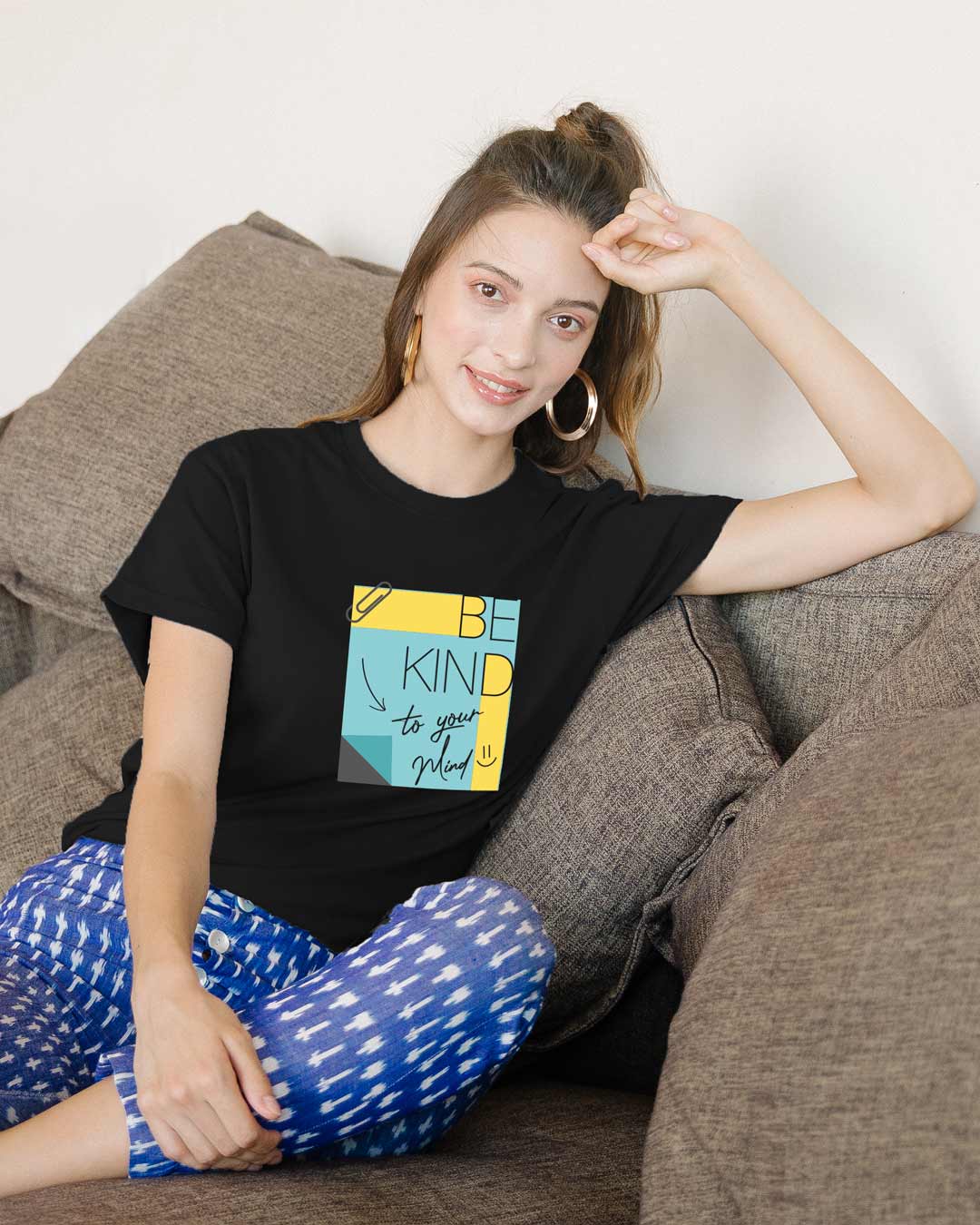 

Be Kind Colorblock Boyfriend T-Shirts Black Women' Printed Boyfriend T-Shirts Bewakoof.com