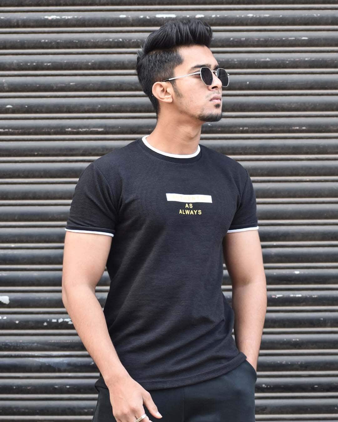 black half sleeve t shirt