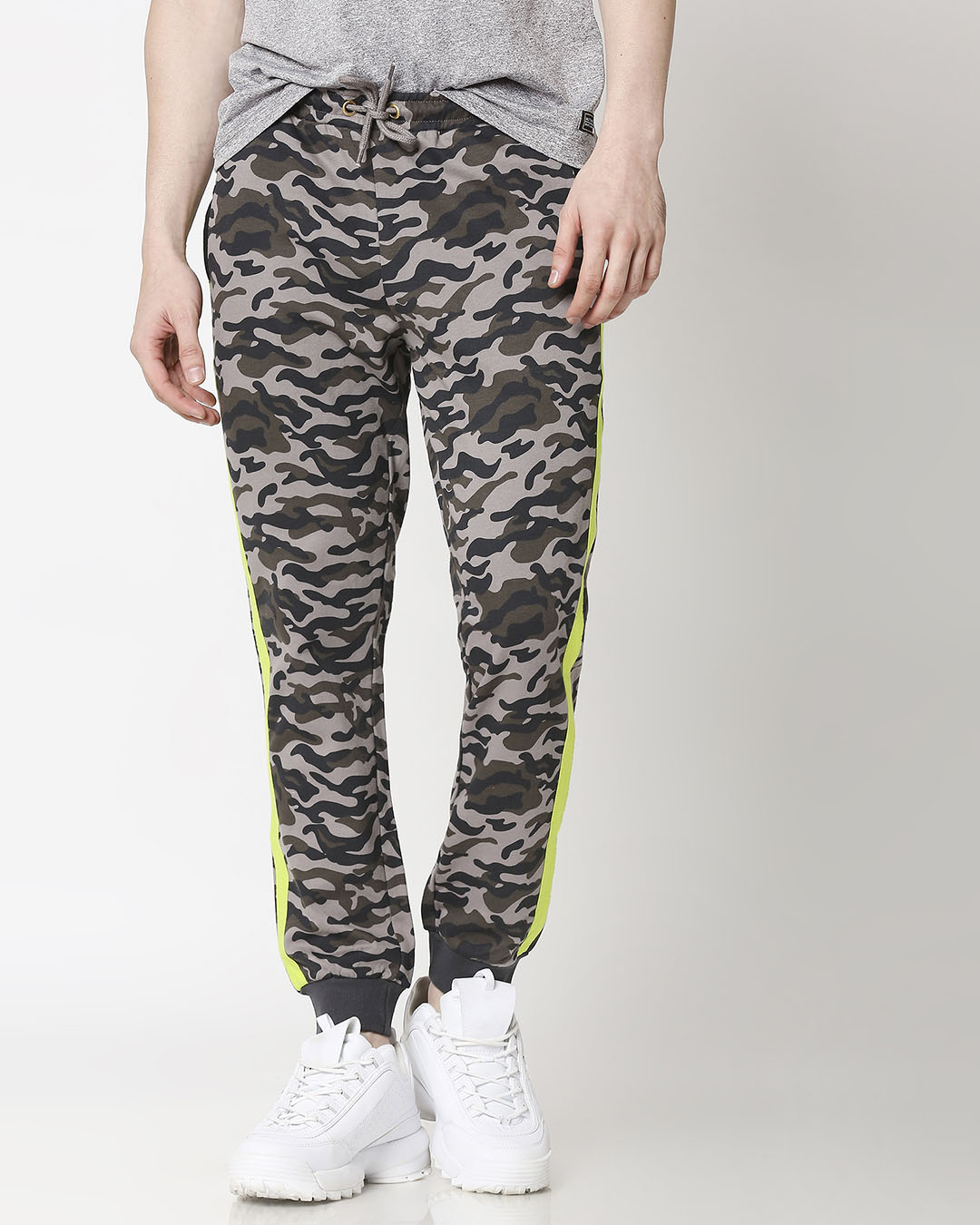 

Black Camo Neon Stripe Casual Jogger Men' Side Stripe Casual Jogger Pants Bewakoof.com