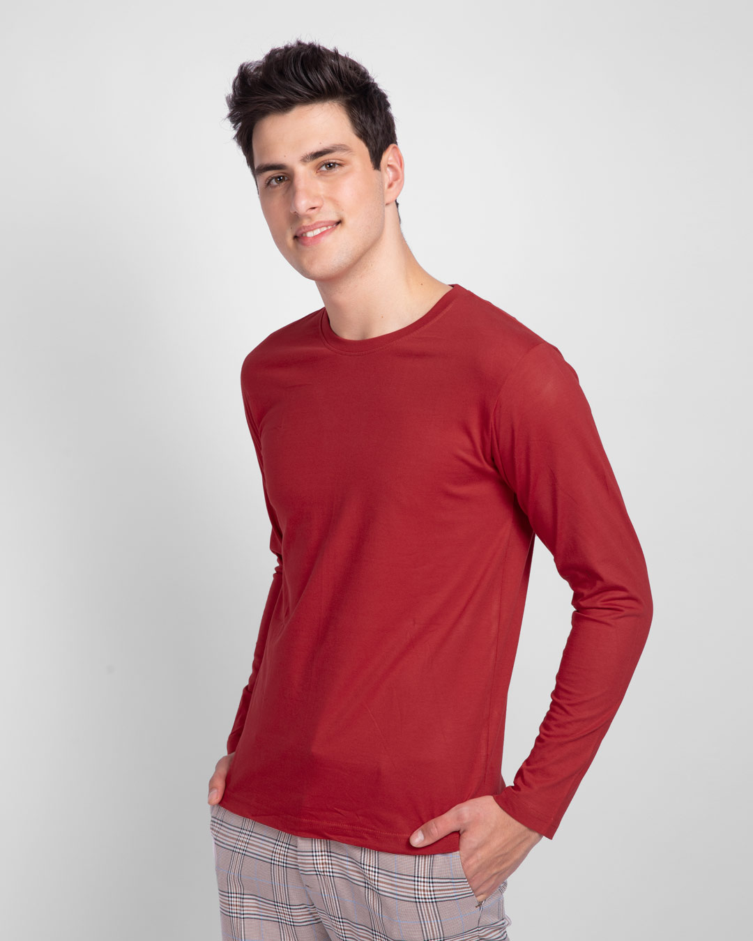 red t shirt full hand