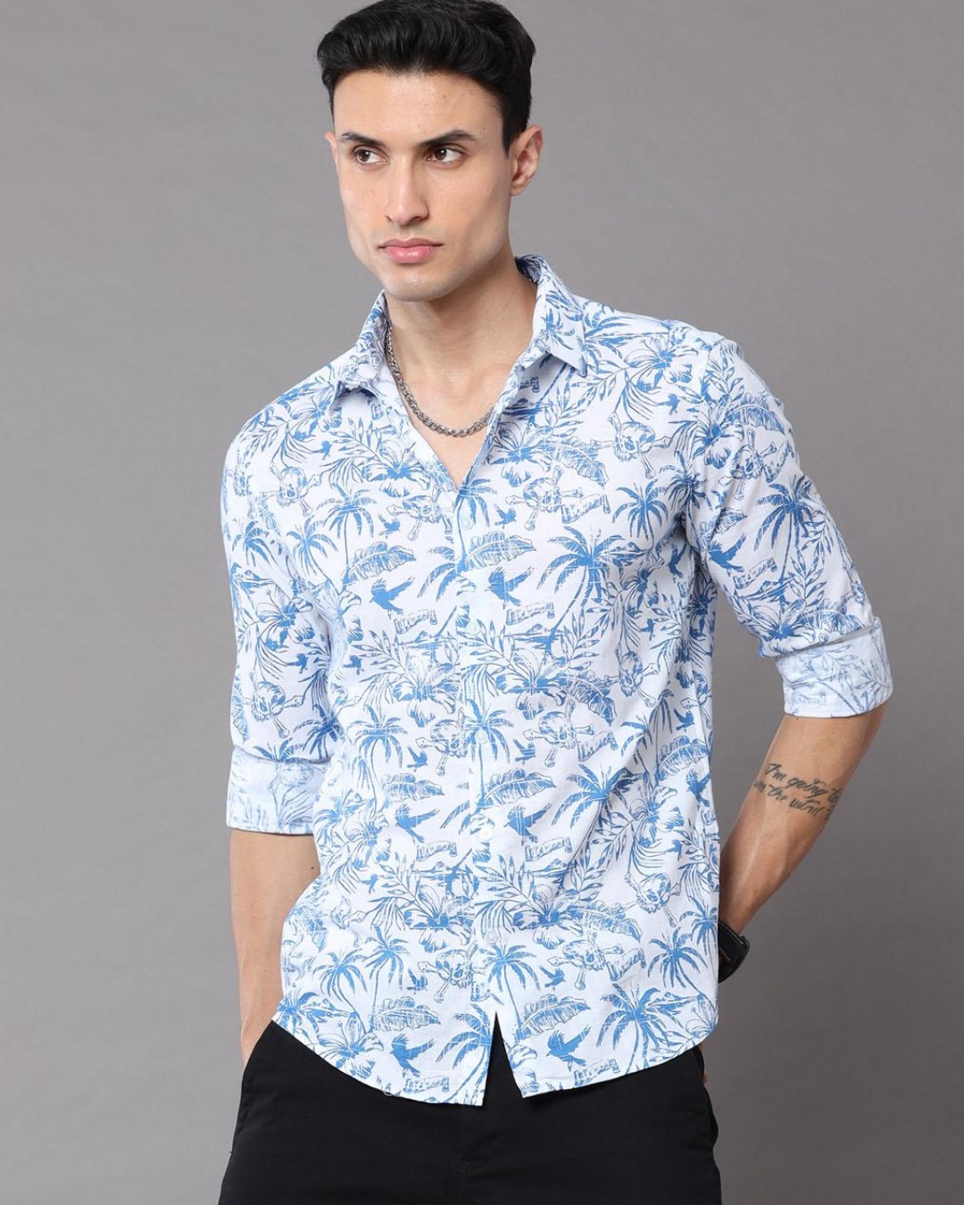 Men's White Abstract Printed Slim Fit Shirt & Shorts