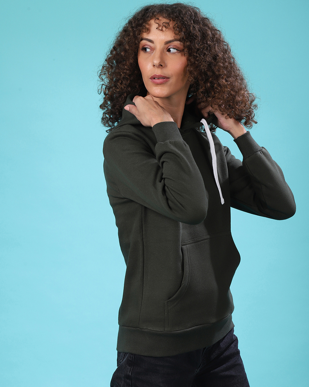 Shop Women's Green Regular Fit Sweatshirt-Back
