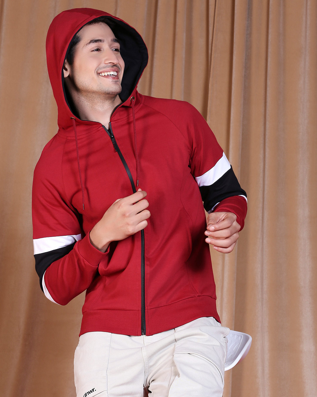 

Cherry Red Sports Trim ZIpper Hoodie Men' Plain Sports Trim Zipper Hoodie Bewakoof.com, Red-black-white