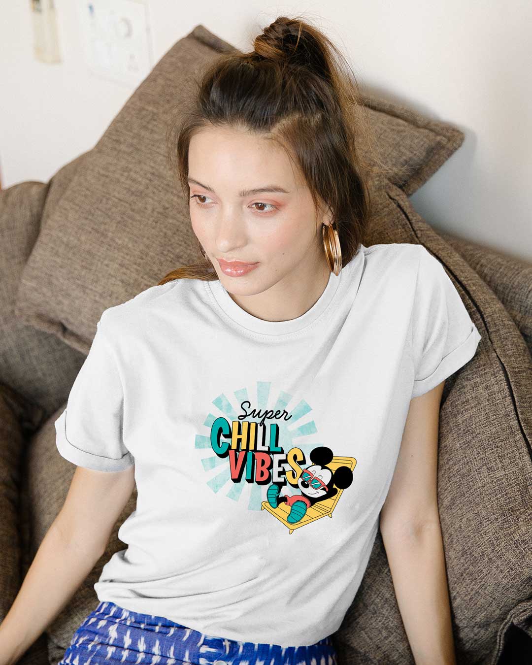 

Chillin Boyfriend T-Shirt (DL) Women' Printed Boyfriend T-Shirts Bewakoof.com, White