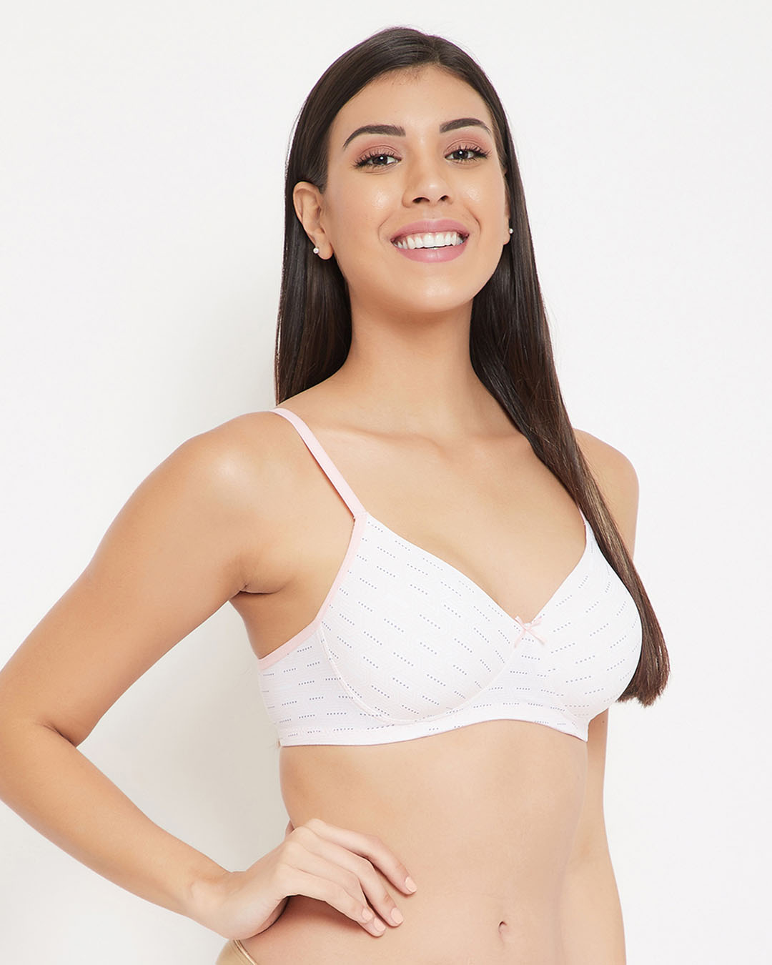 Shop Padded Non Wired Full Cup Geometric Print T-Shirt Bra In White-Back