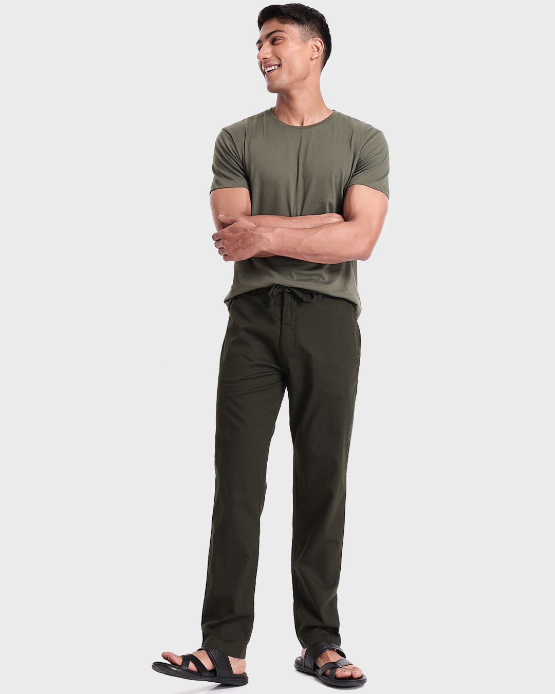 Buy Men's Orange Relaxed Fit Cargo Trousers Online at Bewakoof