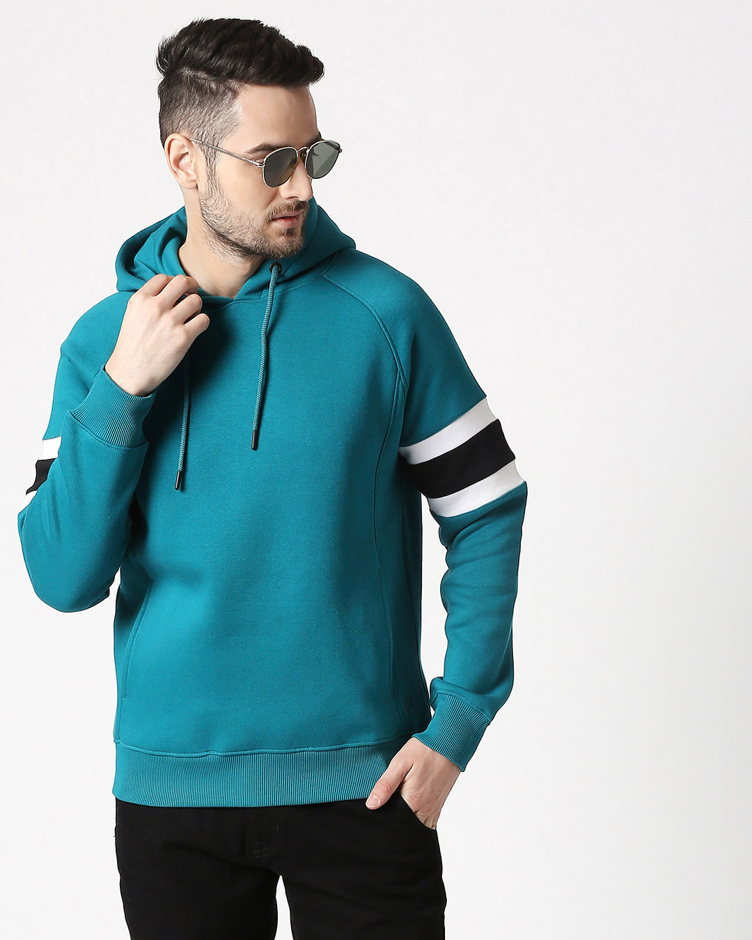 

Deep Lake Sports Trim Hoodie Sweatshirt Men' Plain Sleeve Panel Sweatshirt Hoodie Bewakoof.com, Green-white-black