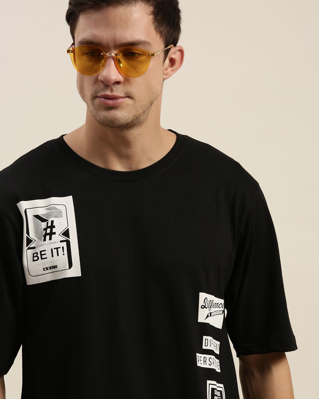 Shop Black Graphic Print T Shirt-Front