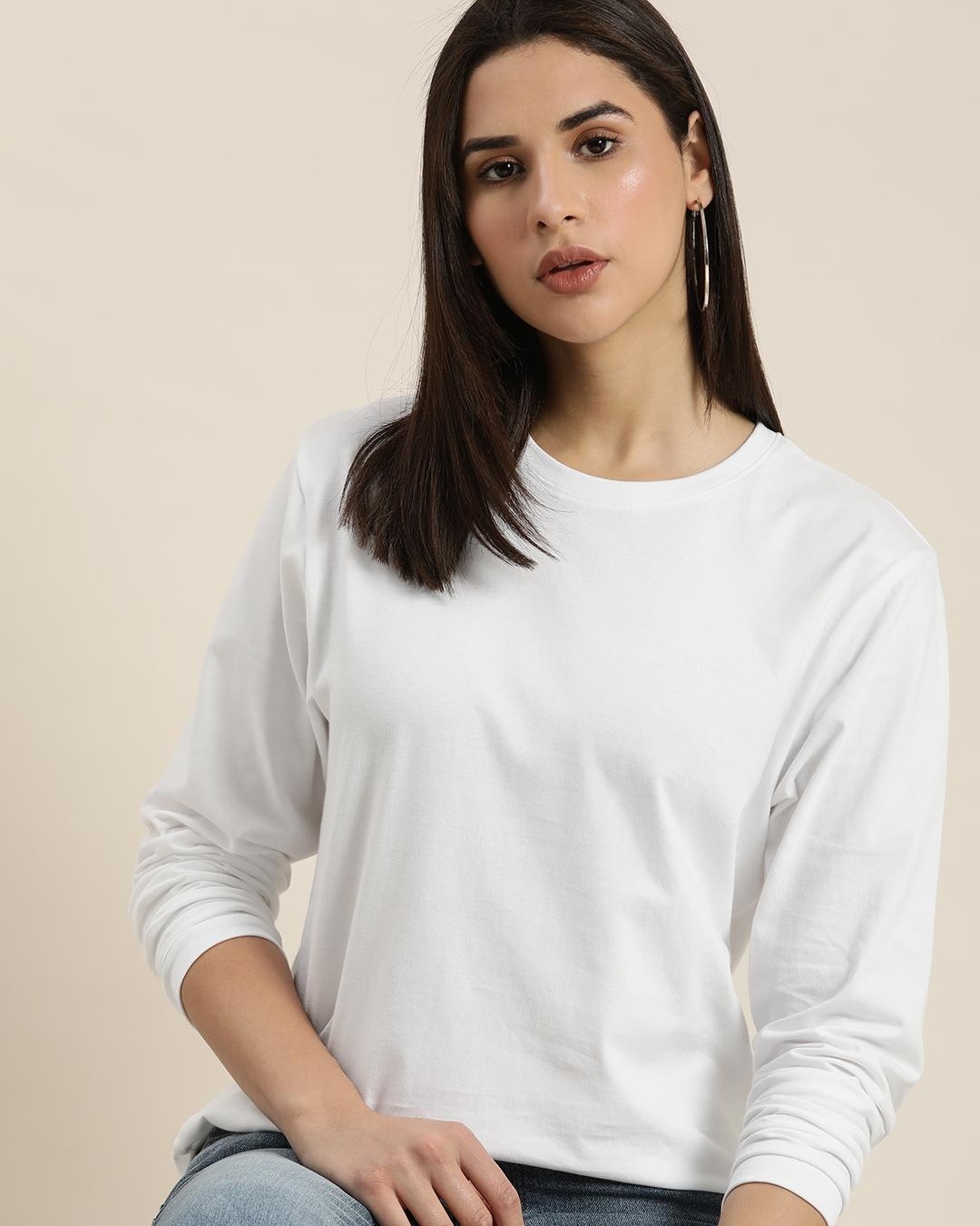 Buy Women's White Oversized T-shirt Online at Bewakoof