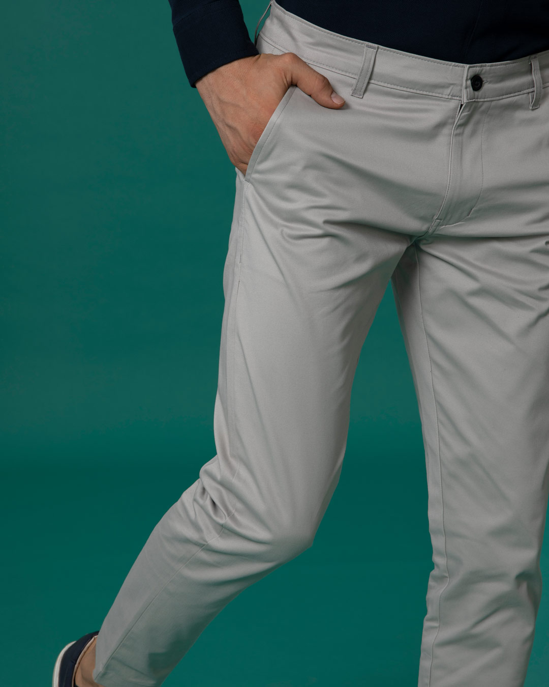 grey colour chinos pants