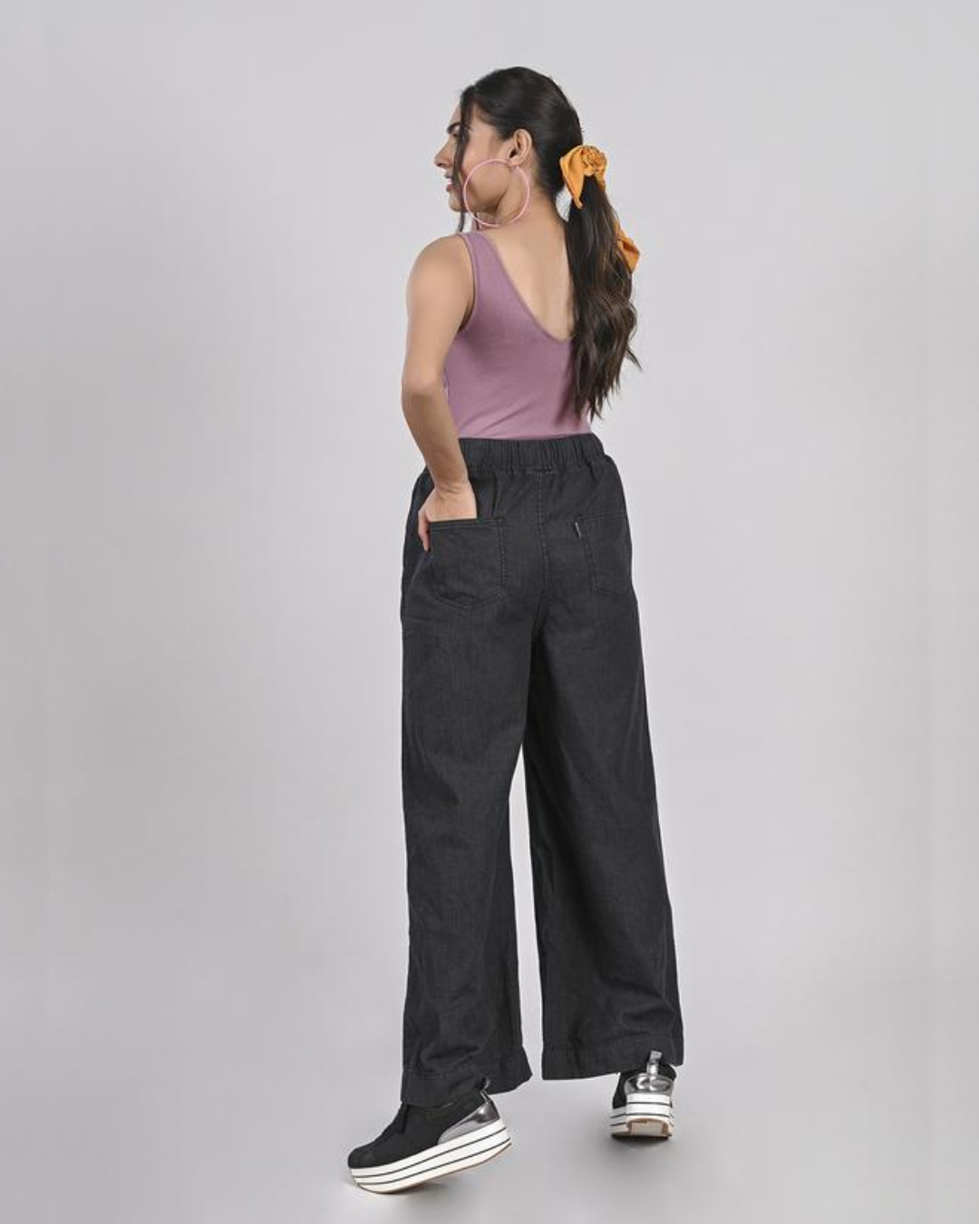 Shop Women Grey Solid Straight Fit Casual Pants-Back