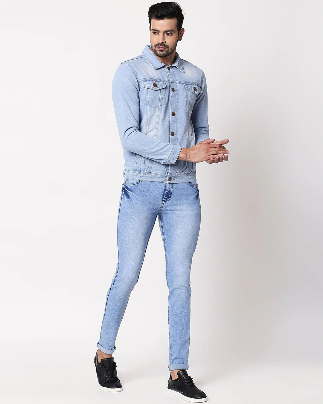 Buy Men's Blue Solid Ripped Denim Jacket Online at Bewakoof