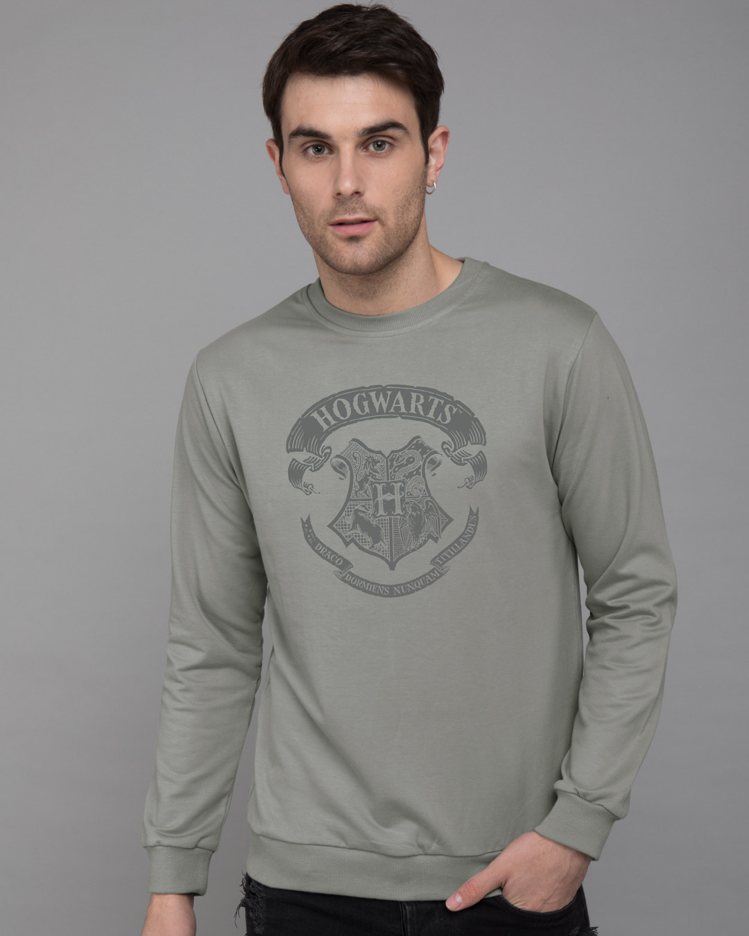 hogwarts crest sweatshirt