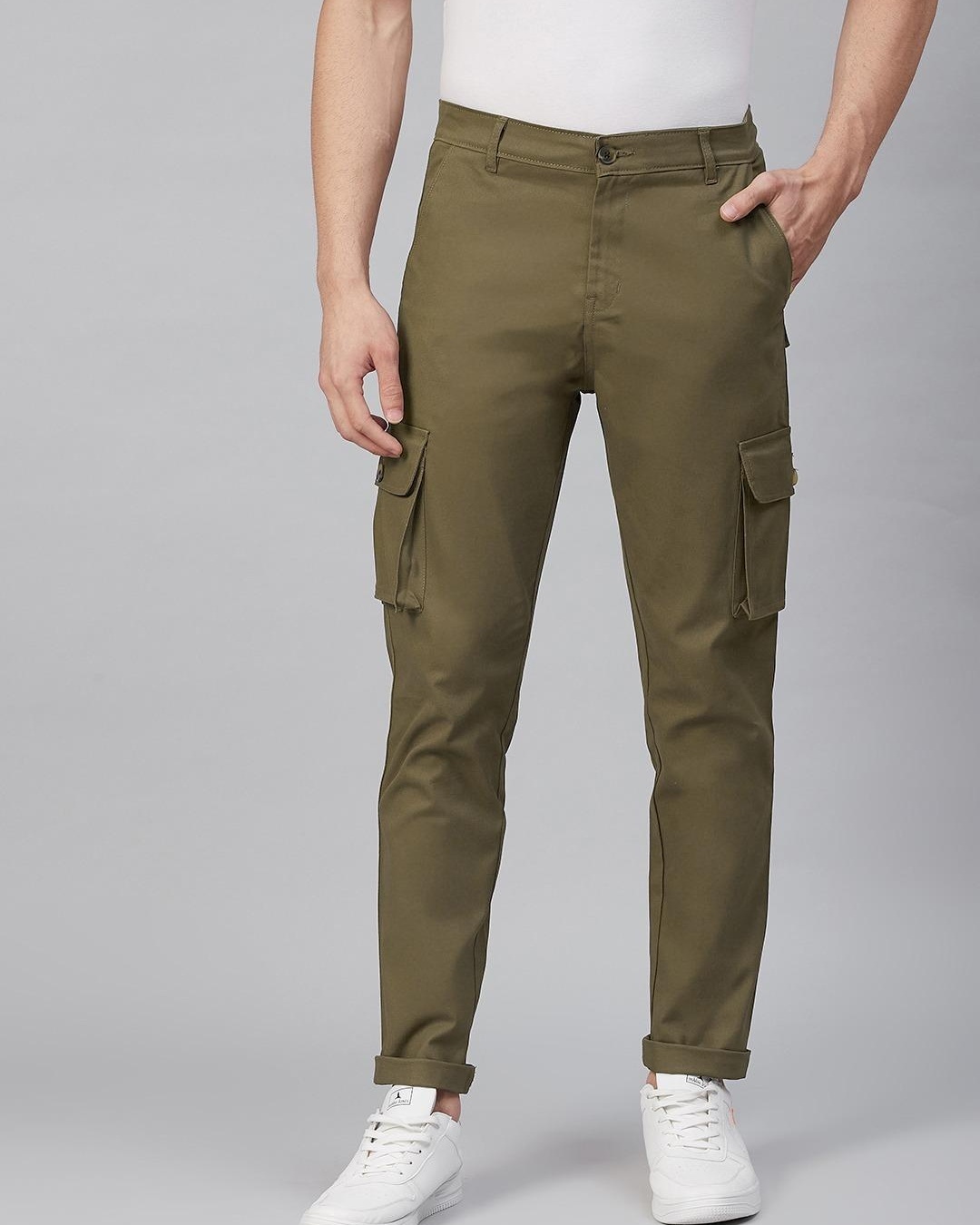 Buy Men's Brown Slim Fit Cargo Trousers Online at Bewakoof