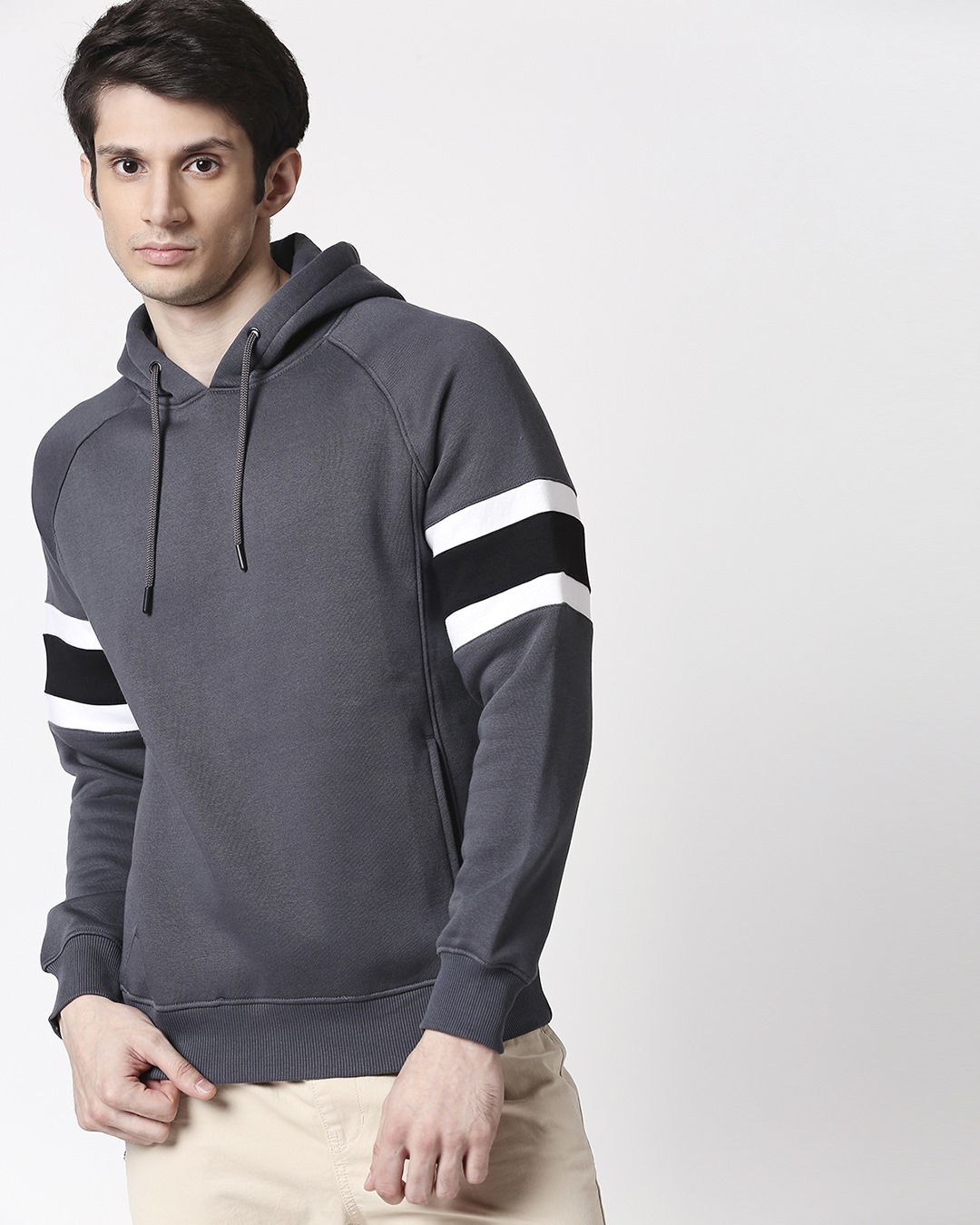 

Iron Gate Sports Trim Hoodie Sweatshirt Men' Plain Sleeve Panel Sweatshirt Hoodie Bewakoof.com, Grey-white-black