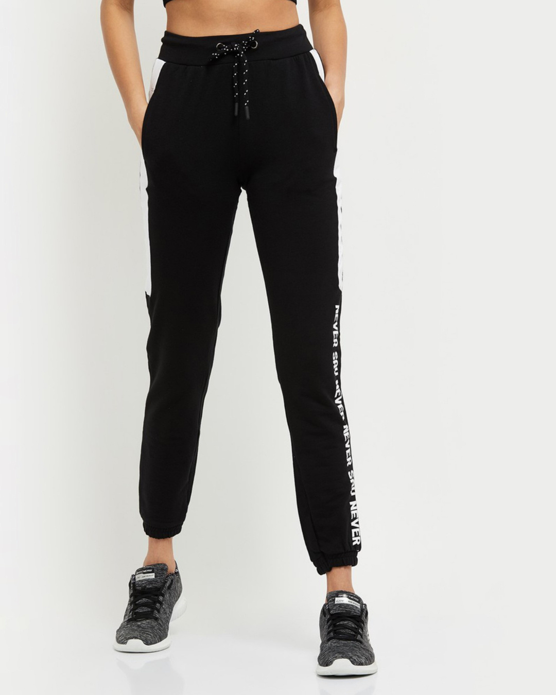 Buy Women's Black Slim Fit Joggers for Women Black Online at Bewakoof
