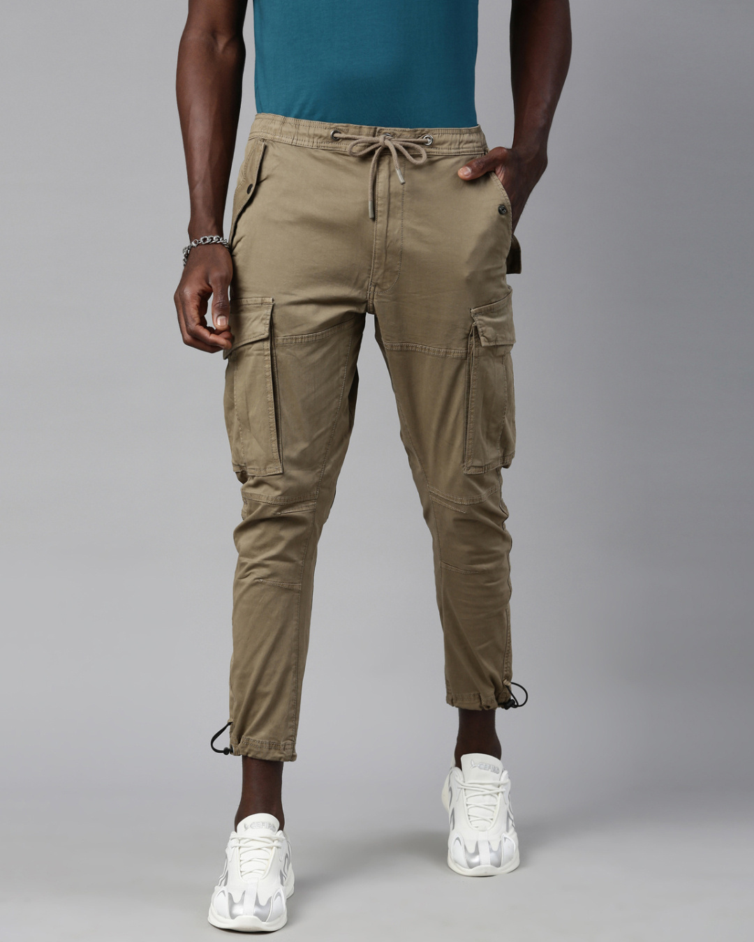 Buy Men's Beige Cargo Trouser Online at Bewakoof