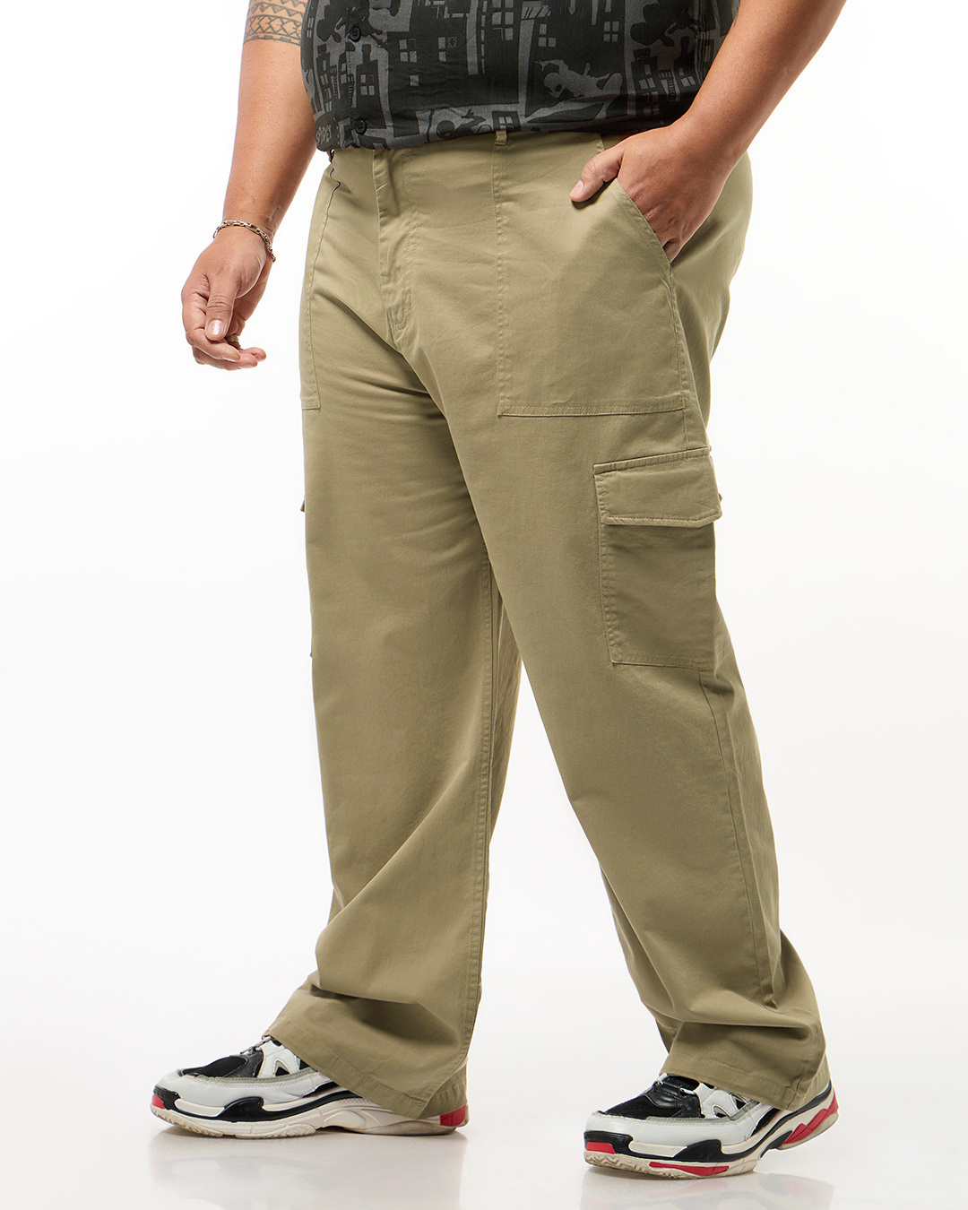 Shop Men's Beige Straight Fit Plus Size Cargo Pants-Back