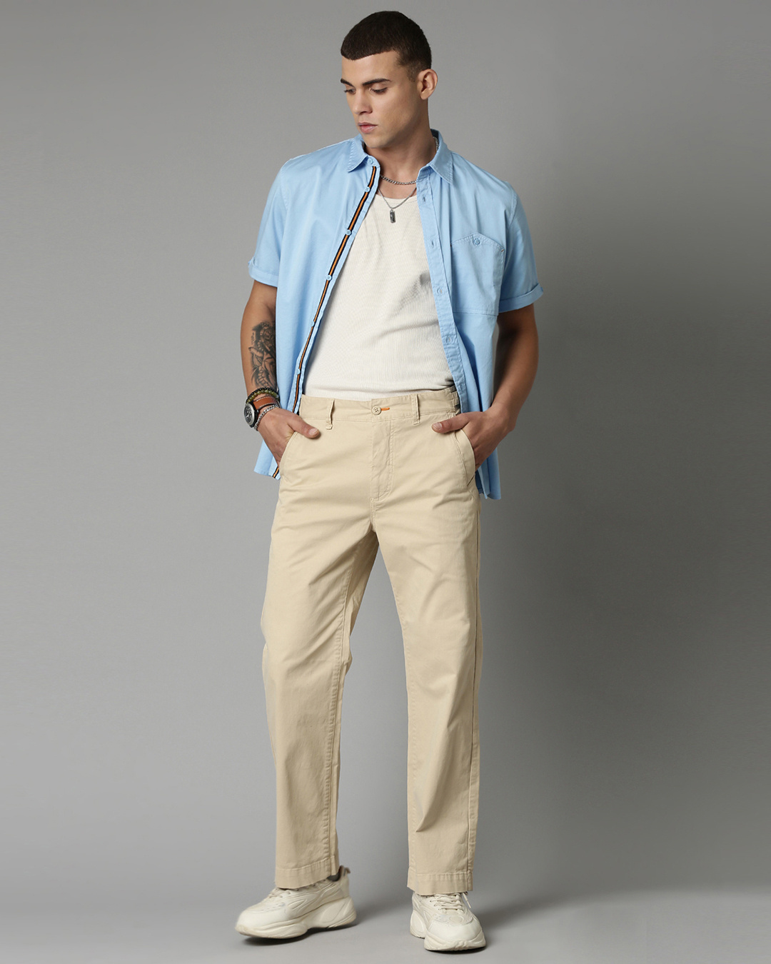 Buy Men's Beige Straight Fit Trousers Online at Bewakoof