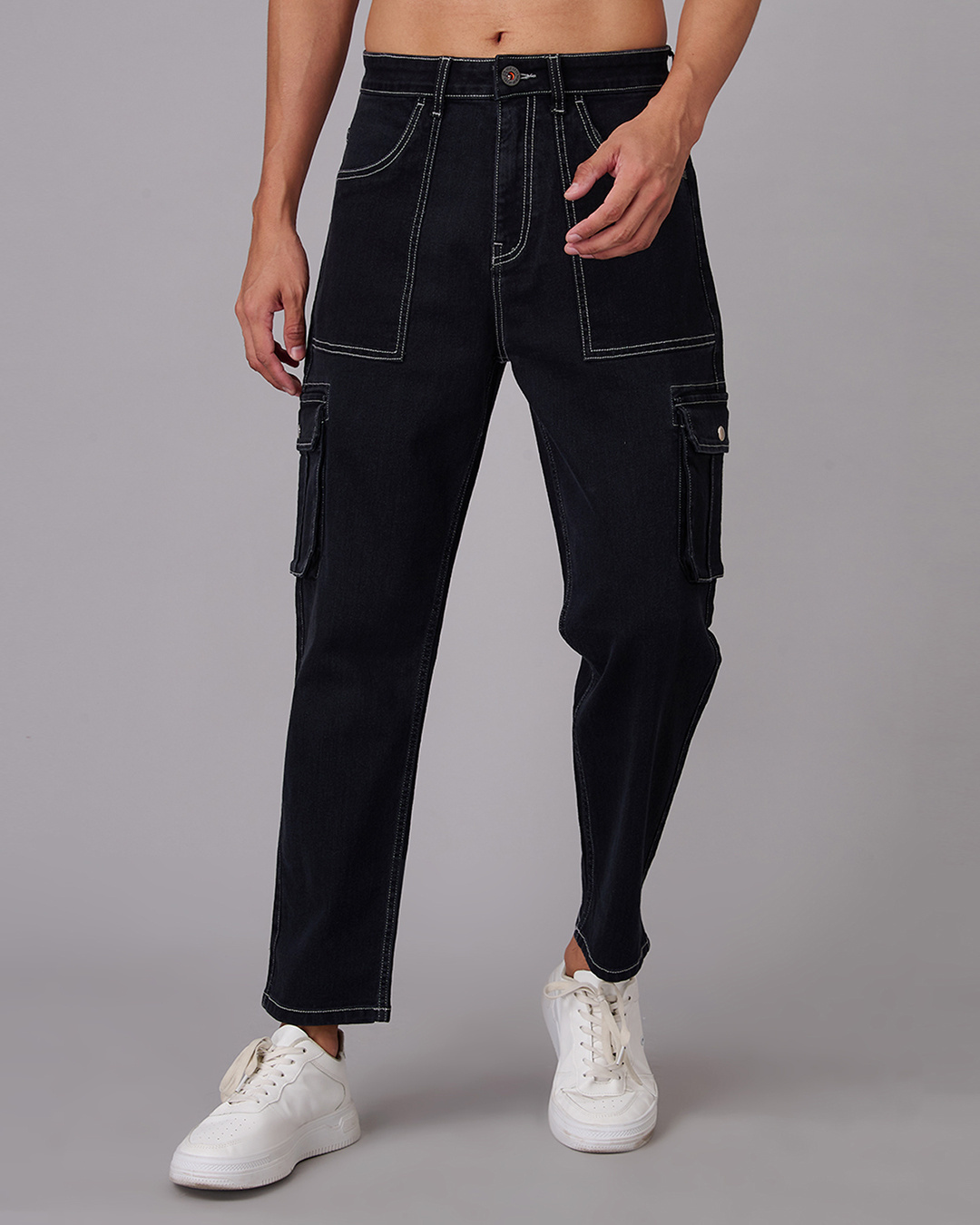 Buy Men's Black Cargo Jeans Online at Bewakoof