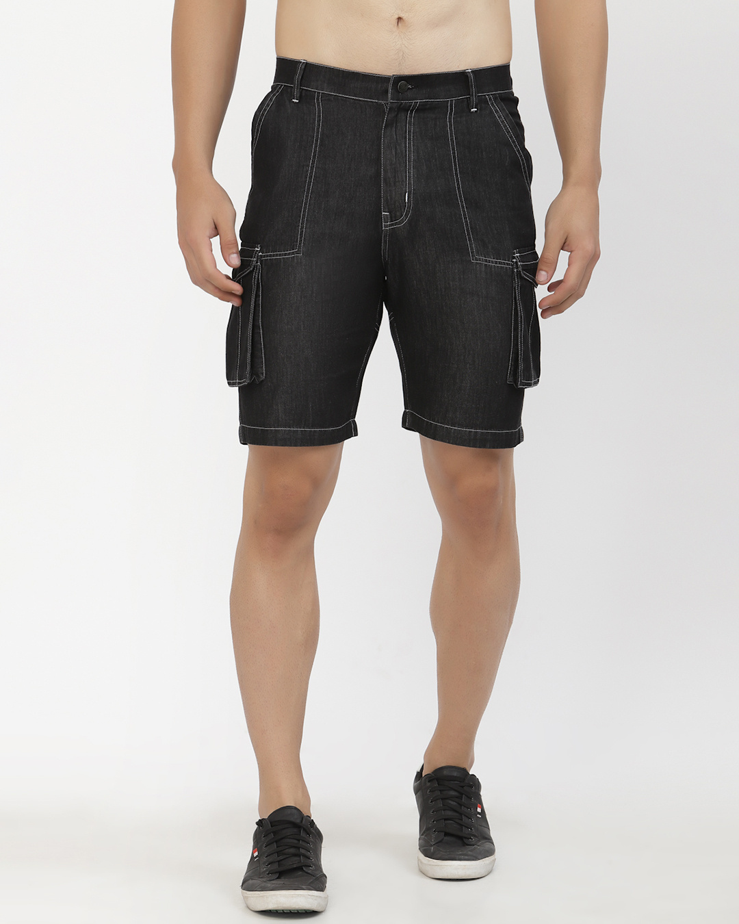 Buy Men's Black Cargo Shorts Online at Bewakoof
