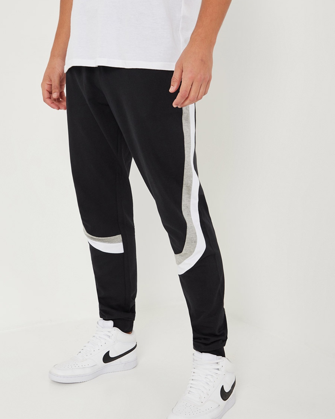 mens nike colorblock joggers