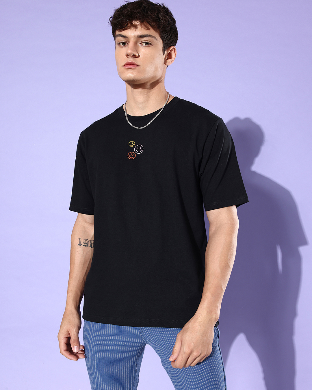 Buy Mens Black Graphic Printed Oversized T Shirt Online At Bewakoof 4872