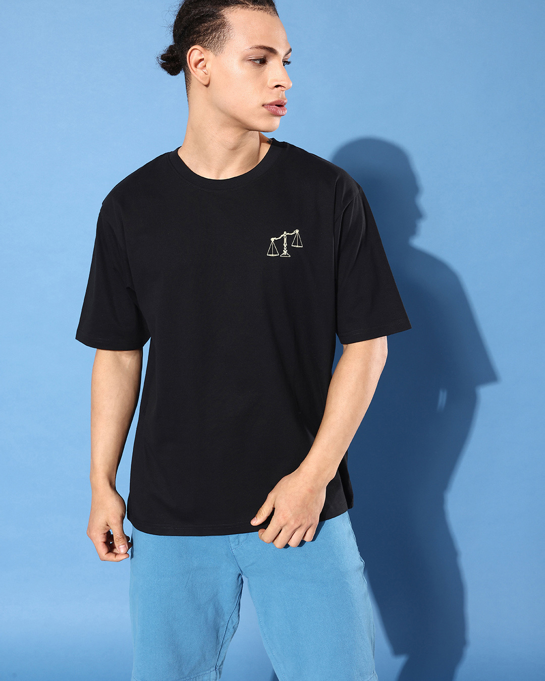 Buy Men's Black Graphic Printed Oversized T-shirt Online at Bewakoof