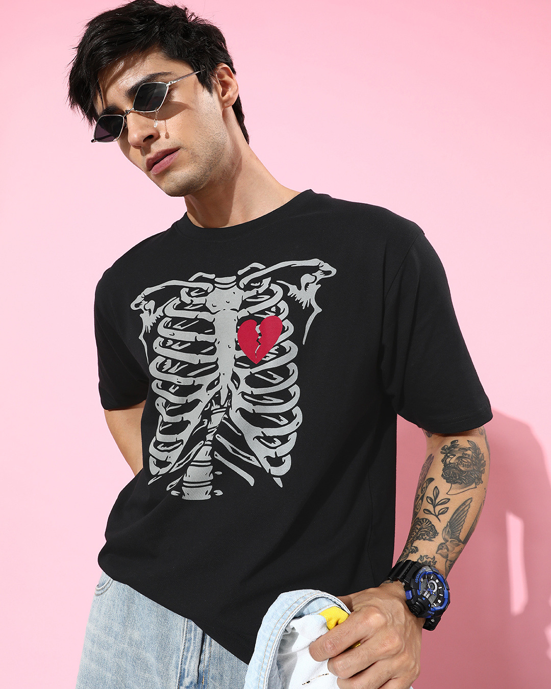 Men's Graphic Print Black T-Shirt with Artwork Detail