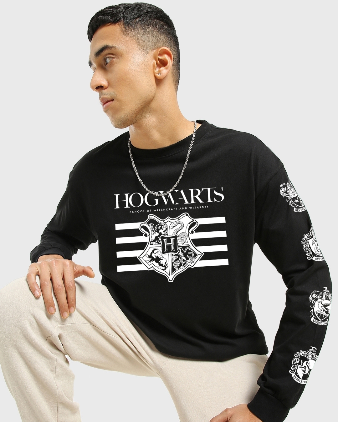 Buy Men's Black Hogwarts Crest Graphic Printed Oversized T-shirt Online ...