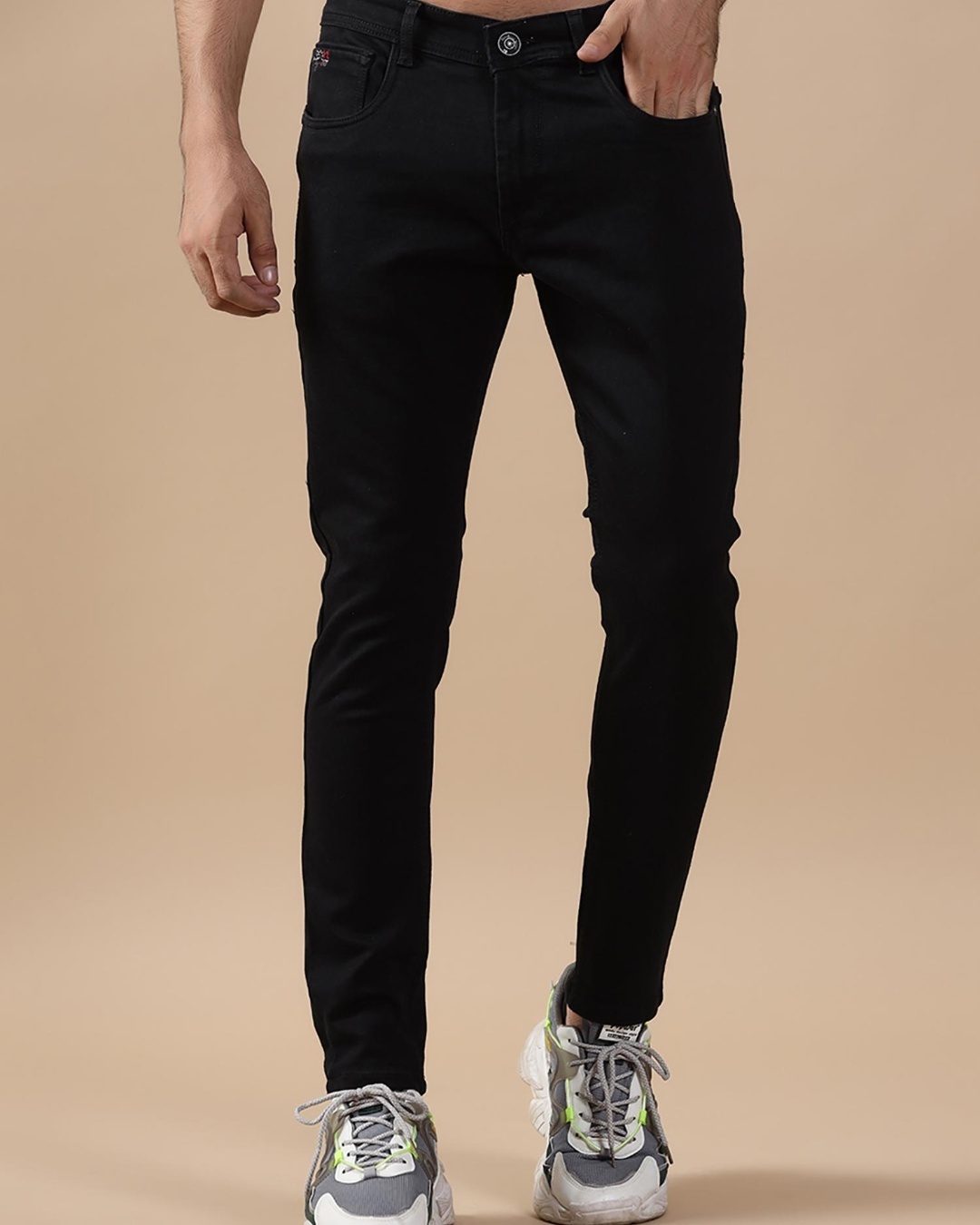 Buy Men's Black Jeans Online at Bewakoof