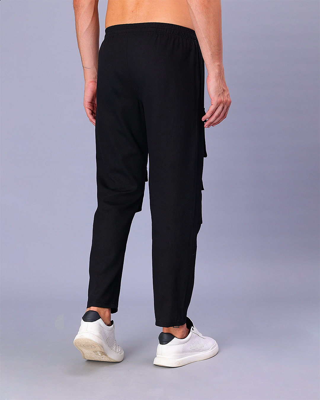 Buy Men's Black Loose Comfort Fit Cargo Track Pants Online at Bewakoof