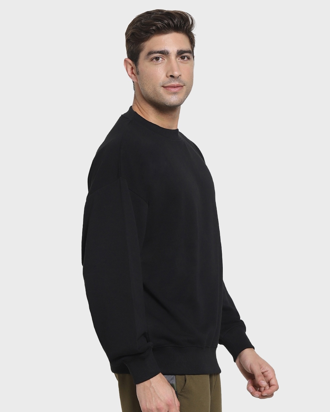 Buy Men's Black Oversized Sweatshirt Online at Bewakoof