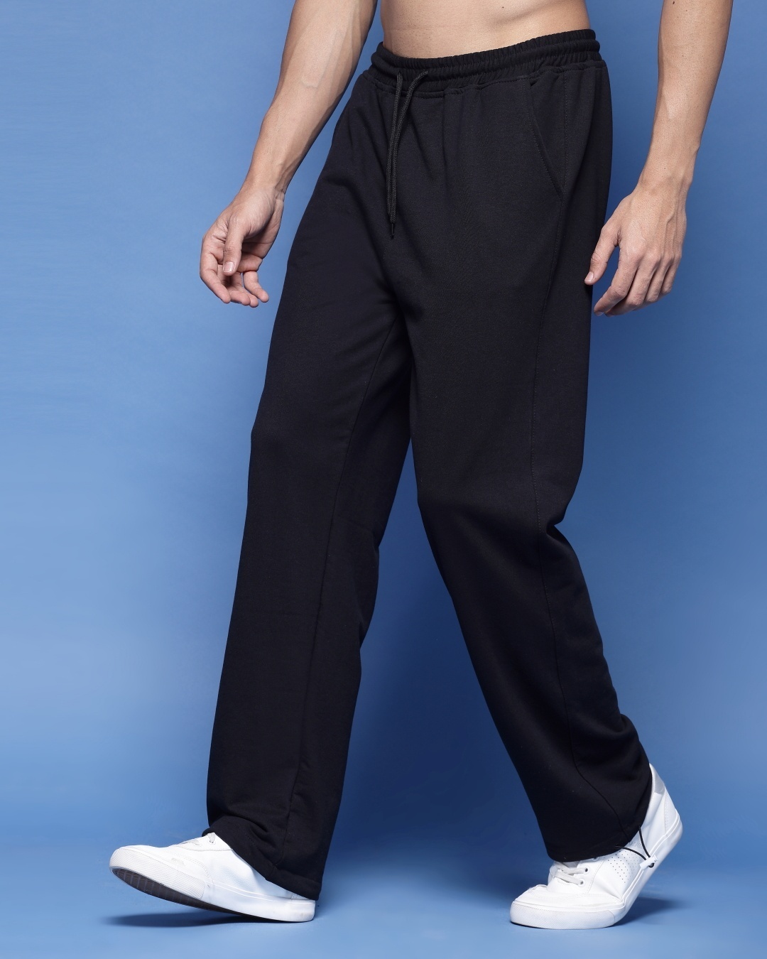 Shop Men's Black Relaxed Fit Parachute Pants-Back
