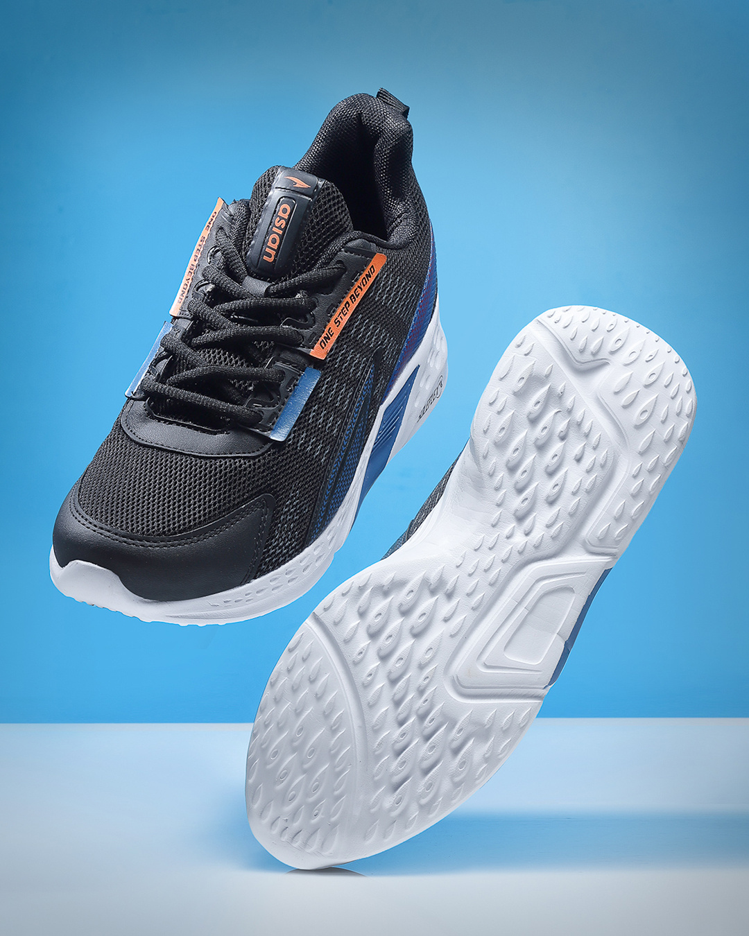 Buy Men's Black Running Shoes Online in India at Bewakoof