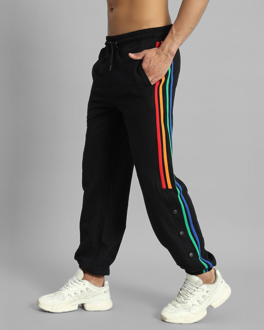Relaxed Fit Jogger Pant With Piped Seams