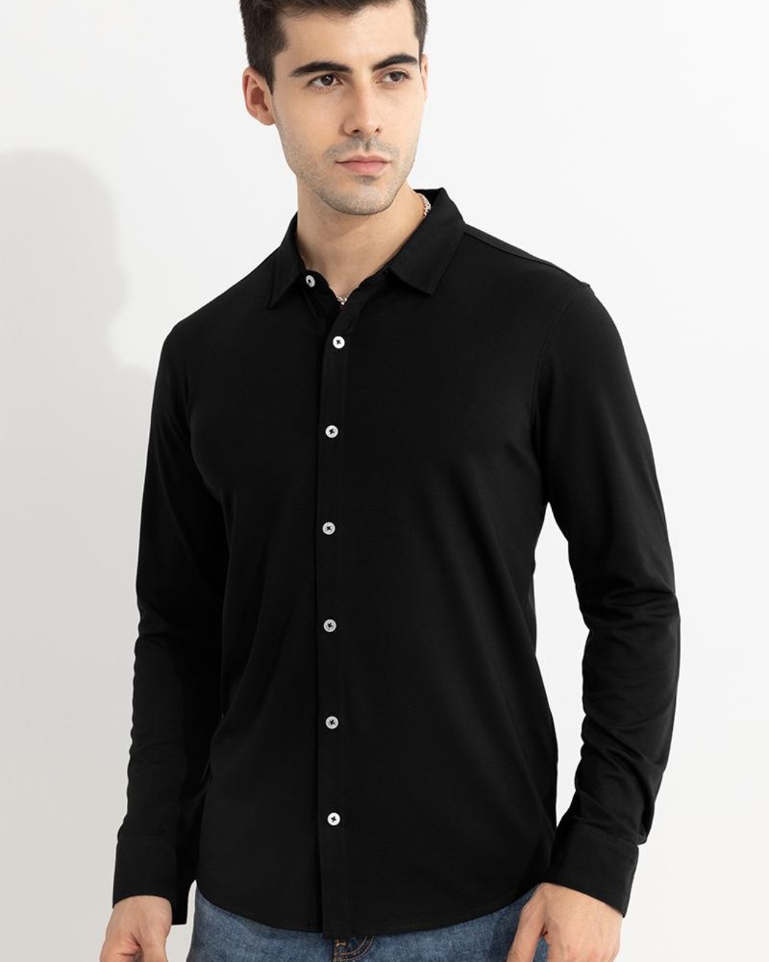 Buy Men's Black Slim Fit Shirt Online at Bewakoof