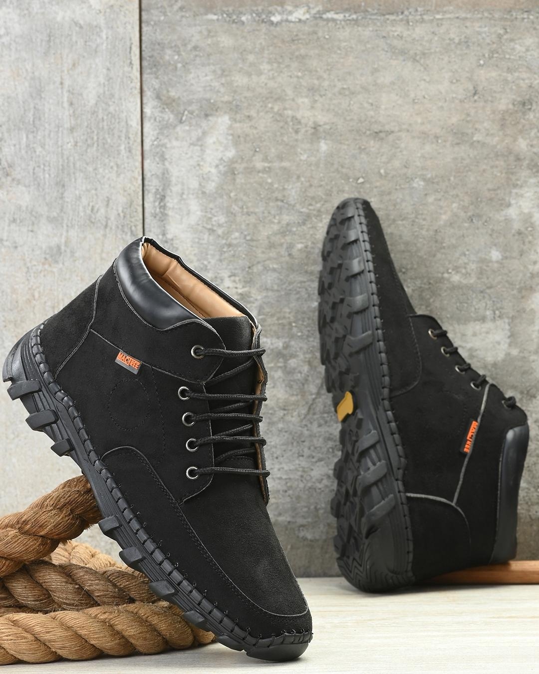 Buy Men's Black Sneakers Online in India at Bewakoof