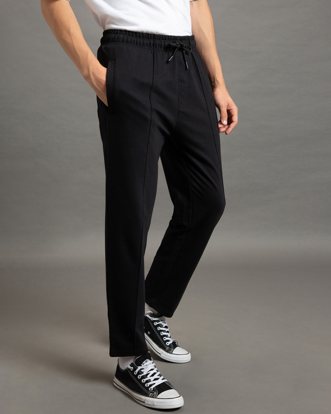 Buy Men's Black Oversized Plus Size Joggers Online at Bewakoof