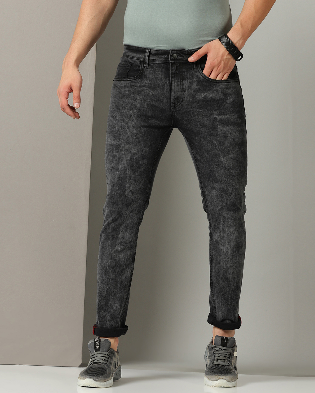 Buy Men's Black Washed Skinny Fit Jeans Online at Bewakoof