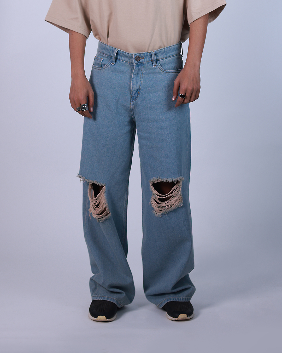 Buy Men's Blue Baggy Relaxed Fit Distressed Jeans Online at Bewakoof