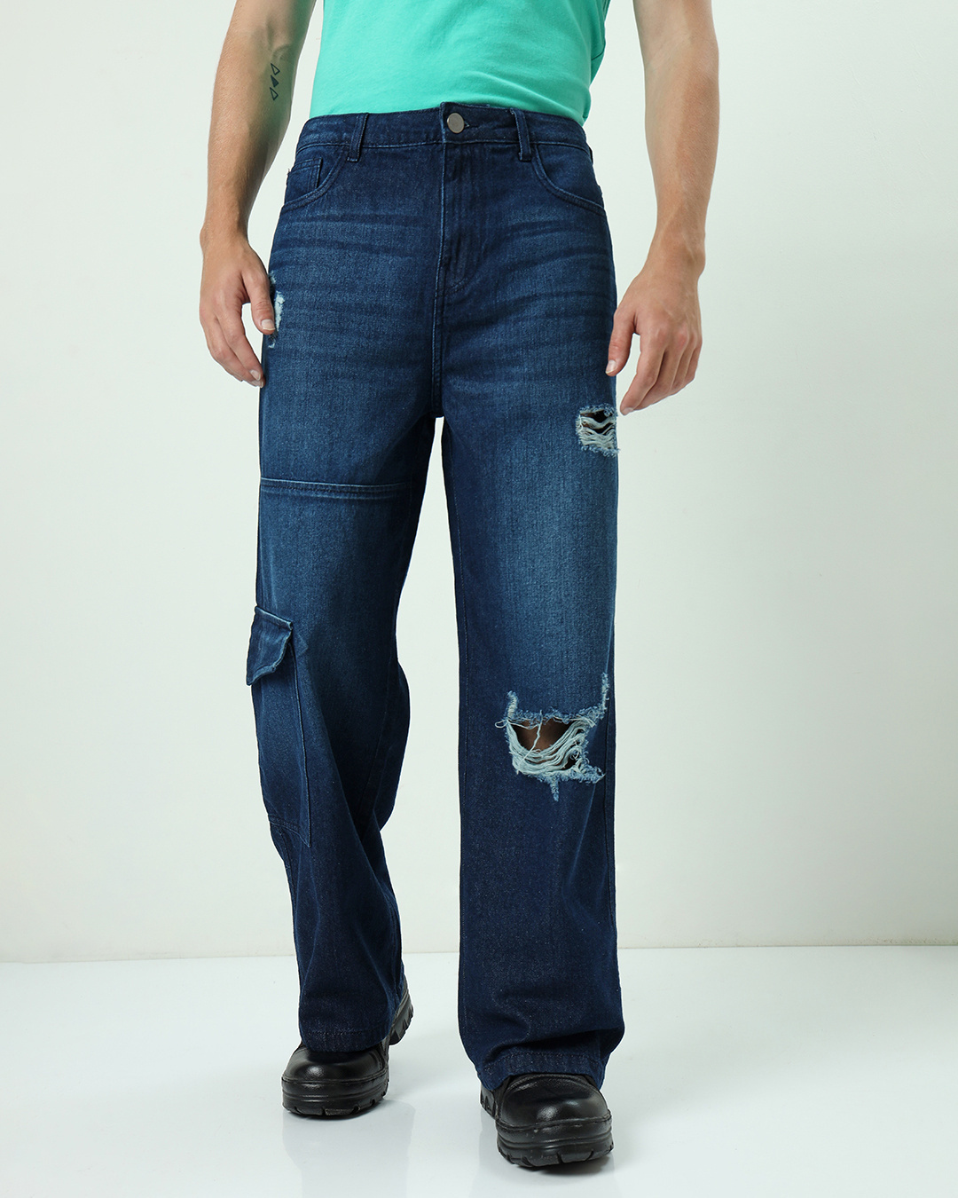 Buy Men's Blue Baggy Straight Fit Distressed Jeans Online at Bewakoof