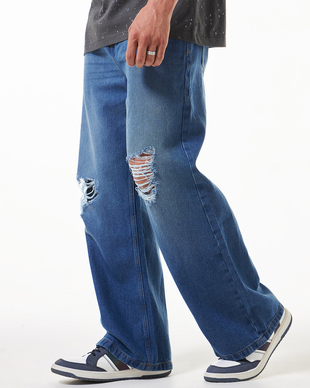 Shop Men's Blue Baggy Straight Fit Ditsressed Jeans-Back