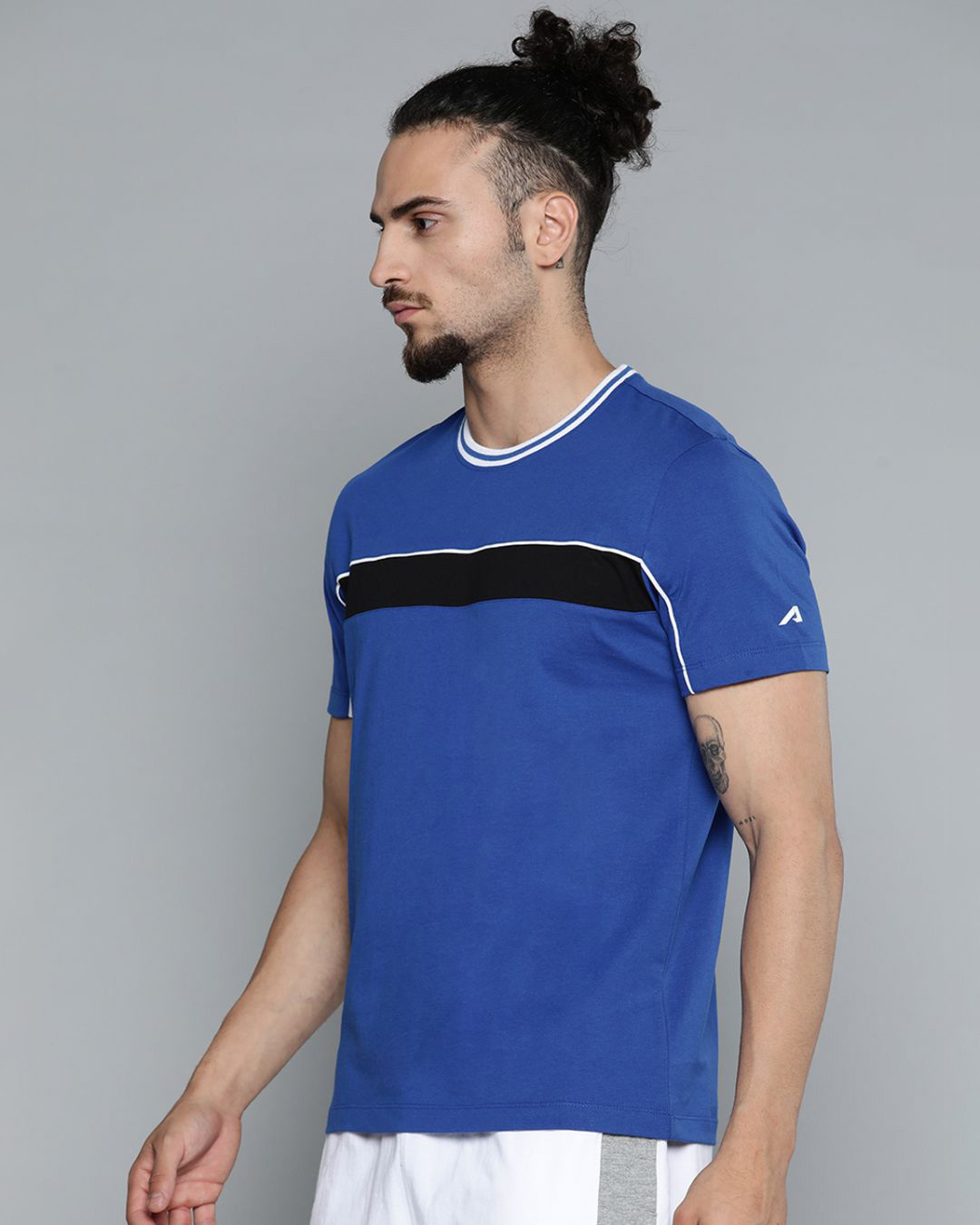 Buy Mens Blue And Black Color Block Slim Fit T Shirt Online At Bewakoof 0251